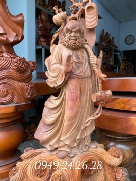 Đạt Ma Sư Tổ gỗ hương việt. Kt : 126cm 68cm 40cm 