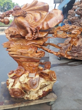 Đạt ma sư tổ du mây - Gỗ Hương - 136cm x 110cm x 86cm