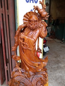 Đat Ma quá hải, gỗ cẩm chỉ, 72cm 32cm 22cm 