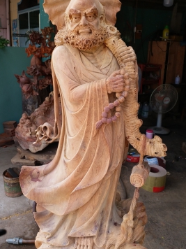 Đạt Ma Quá Hải.  Gỗ Hương còn mộc 