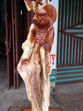 Đat Ma lũa hương  kt 146cm 40cm 20cm .