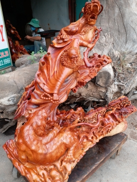 Đạt Ma Hàn Long.. Phục Hổ... Gỗ Hương Việt. Kt 90cm 89cm 50cm 