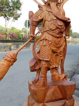 Quan công - Gỗ hương - 70cm x 25cm x 21cm