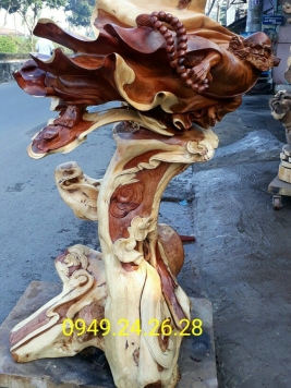 Đạt ma bay - Gỗ hương đẹp