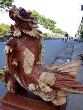 Cá Chép Hoá Rồng - Gỗ Hương Việt - 58cm x 60cm x 25cm