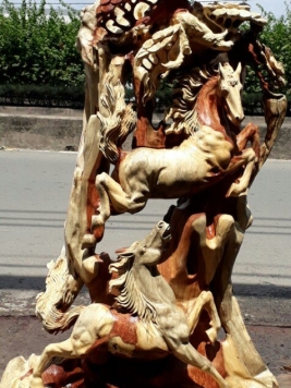 Song mã du xuân - Gỗ hương - 109cm x 62cm x 30cm