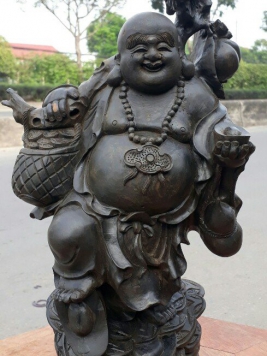 Di lặc mun sừng quý hiếm