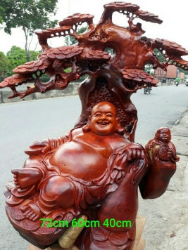 Di lặc ngồi gốc tùng - Gỗ hương - 72cm x 60cm x 40cm