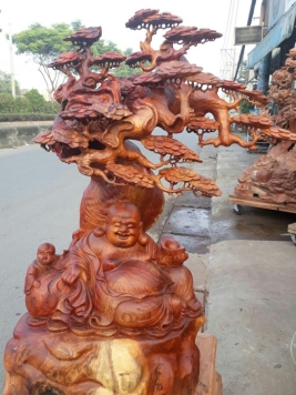 Di lặc nhất phúc ngồi gốc tùng - 90cm x 68cm x 38cm