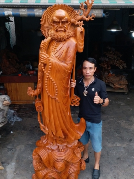 Đạt Ma Sư Tổ gỗ gõ đỏ pachy. Cao 2m30