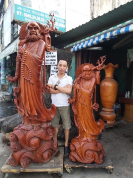 Đạt Ma gỗ gõ đỏ . Kt : 230cm và 165cm 