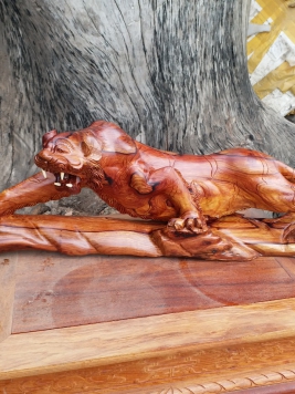 Mãnh Hổ..Gỗ Cẩm...kt 90cm 28cm 22cm 