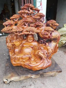 Di Lạc đẹp . Ngồi gốc tùng gỗ Hương Việt.  Kt : 86cn 80cm 60cm 