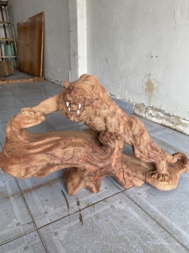 Mãnh Hổ Gỗ hương kt : 92cm 52cm 34cm 