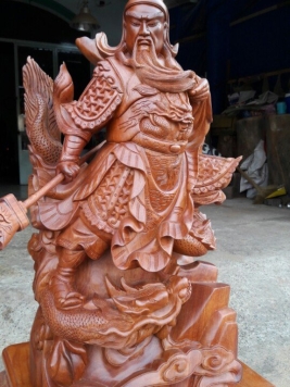 Quan công đứng rồng - Gỗ hương - cao 61cm
