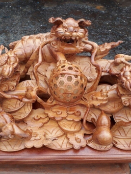 Kỳ lân sông tầm - Gỗ hương